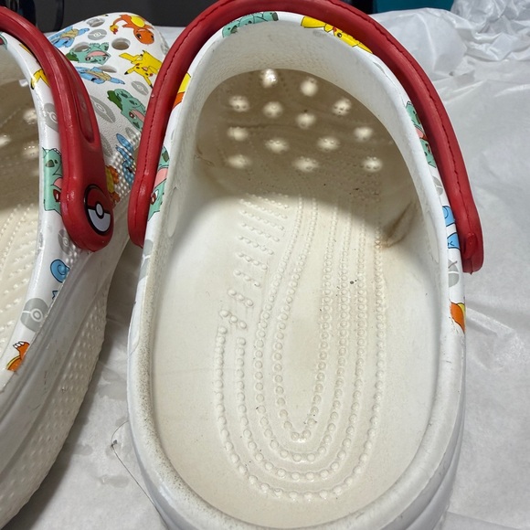 Pokemon Crocs - Picture 4 of 7